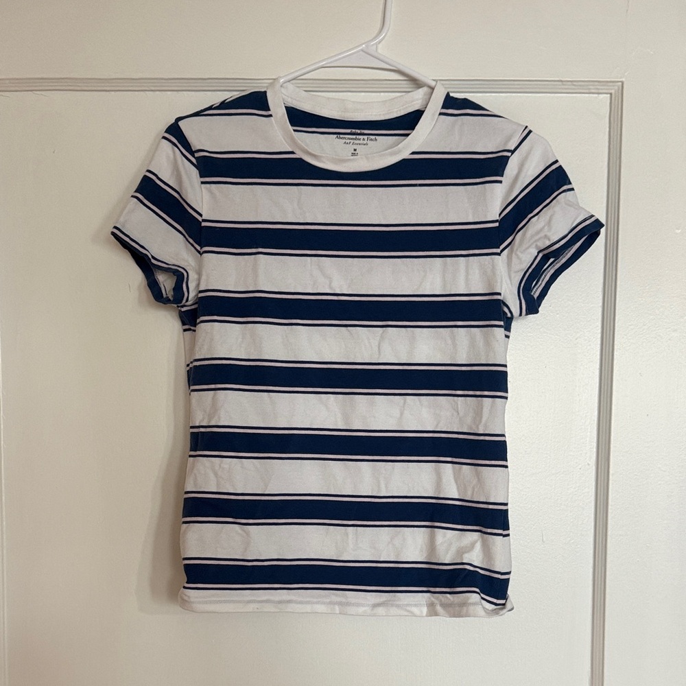 Abercrombie & Fitch Navy and White Tee